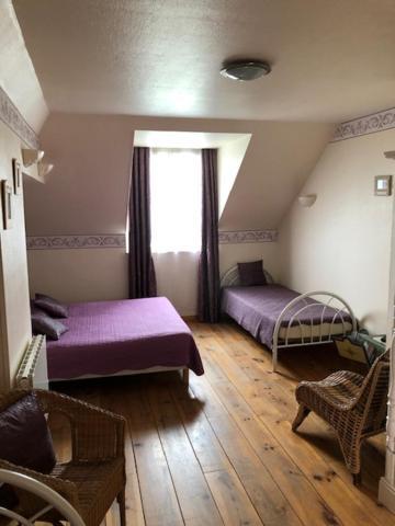 Les Trois Cornets Hotell Saint-Ouen-des-Champs Exteriör bild