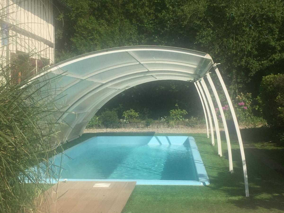 Les Trois Cornets Hotell Saint-Ouen-des-Champs Exteriör bild